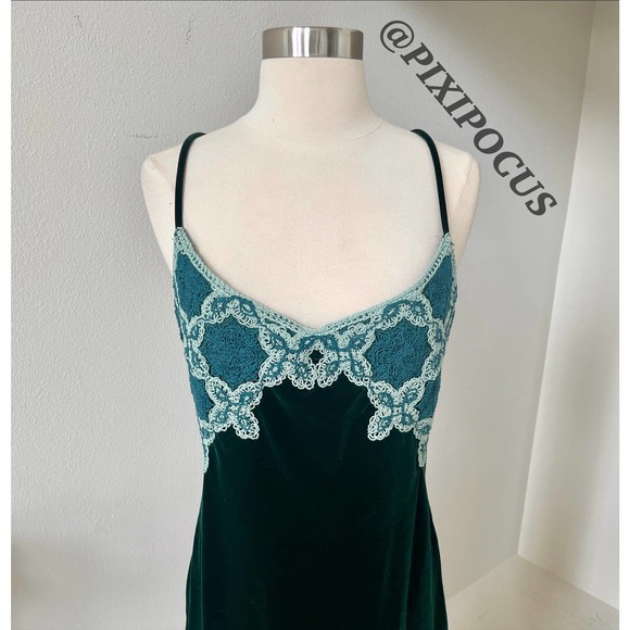 ZARA VELVET + CROCHET MAXI DRESS DARK GREEN / BLUE - Picture 4 of 12